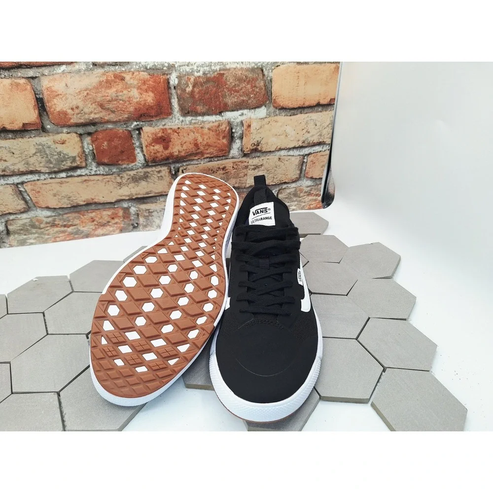Vans Ultrarange EXO VN0A4U1KBLK Black White Men's Size US 8 Classic